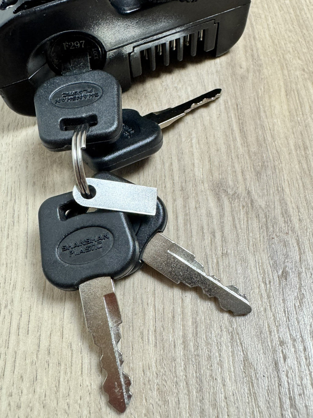 Carrera Crosscity  Bike Pedal Assist