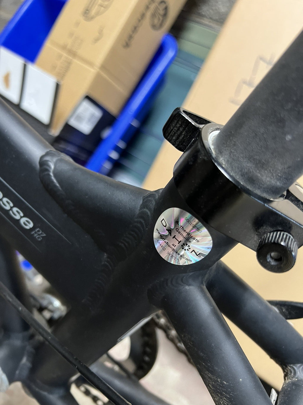 Dahon Vitesse D7 HG Folding bicycle.