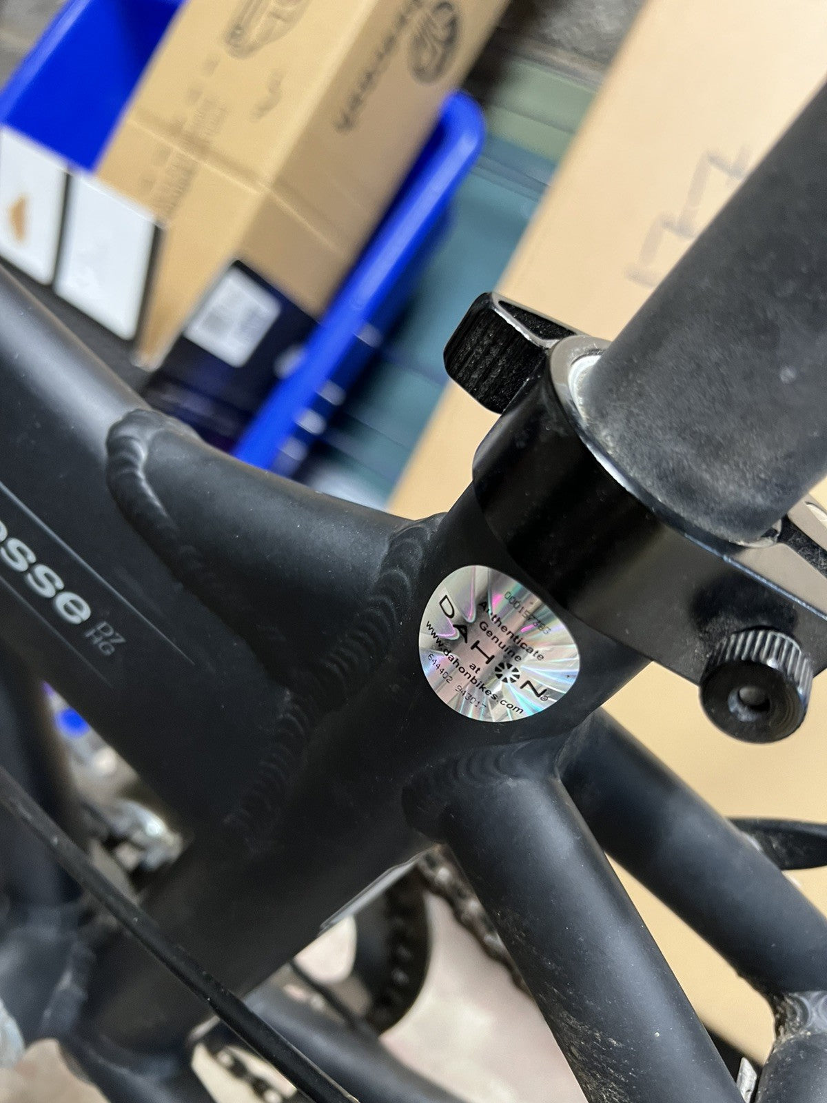 Dahon Vitesse D7 HG Folding bicycle.