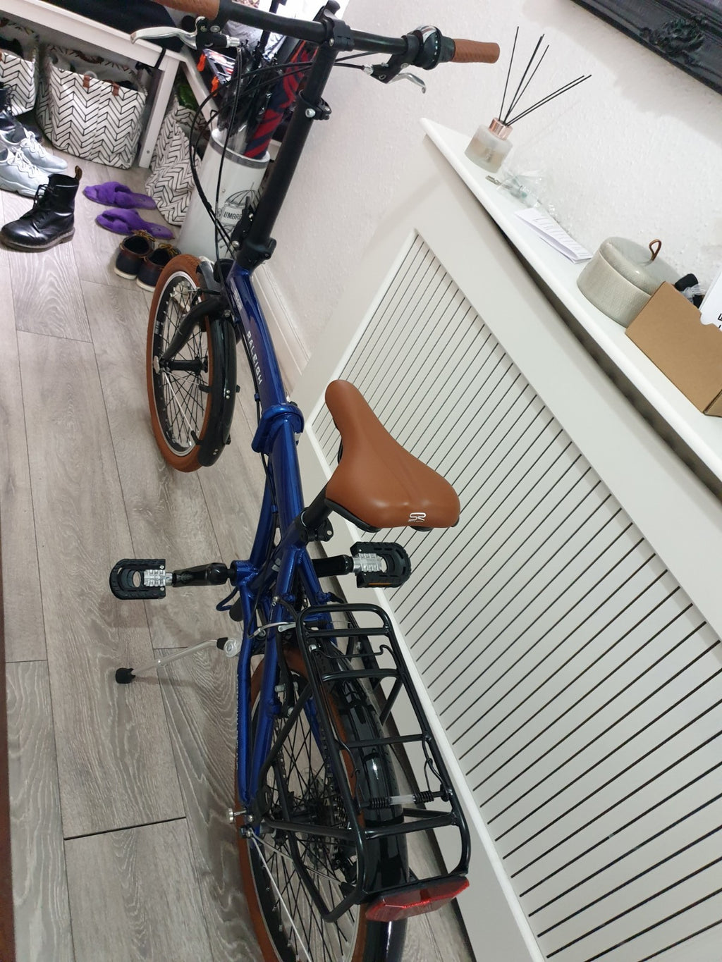 Raleigh Stowaway Folding Bike 20in Blue 28cm V-Brake Rear Rack Mudguards