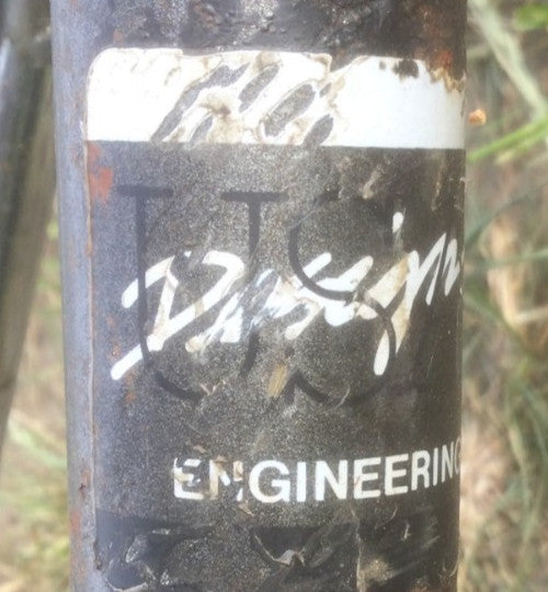 FOLDING BIKE - MAKE UNKNOWN / "USA DESIGN ENGINEERING" / CHROME & RED / xv