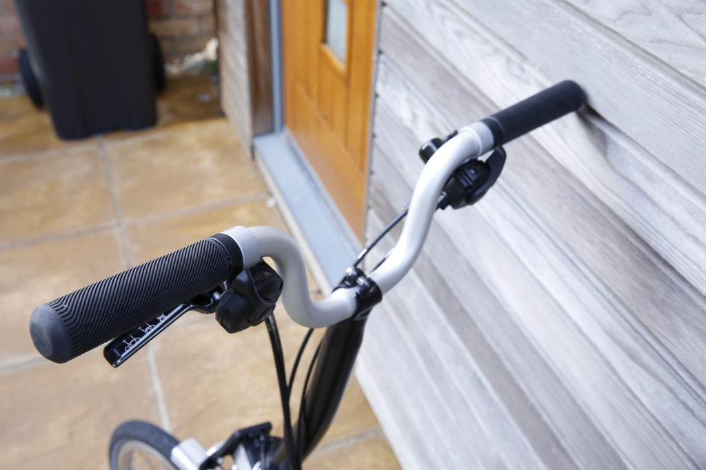 Brompton M6L 2018 Black 6-Speed Folding Bike – Very Light Use, Under 10 Miles
