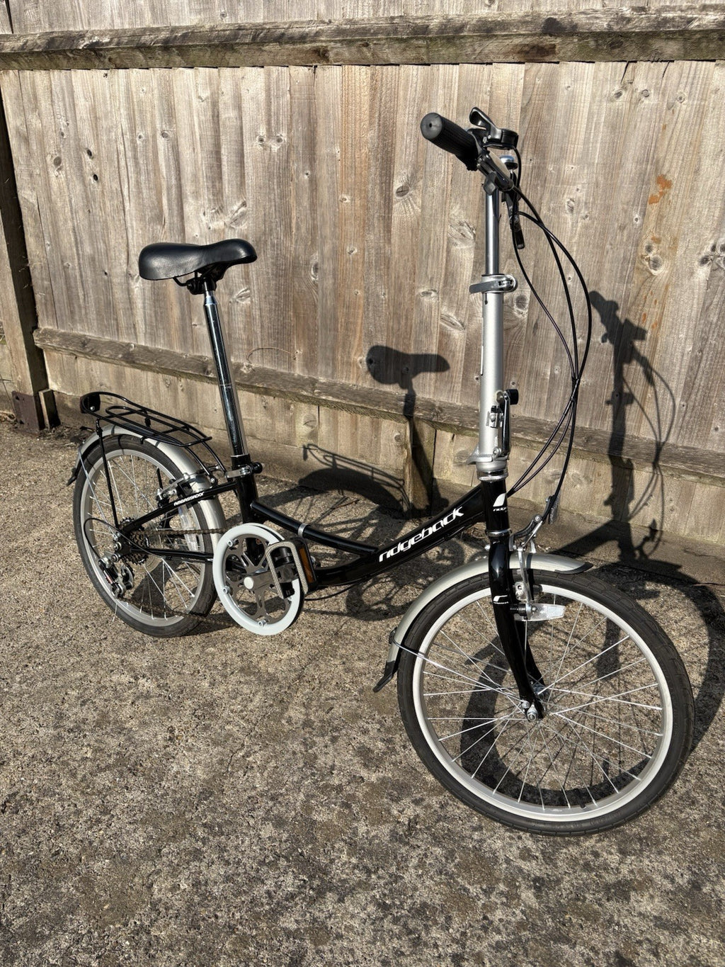 Ridgeback Ambassador Folding Bike 20” Wheels, 6 Speed Shimano, NEW