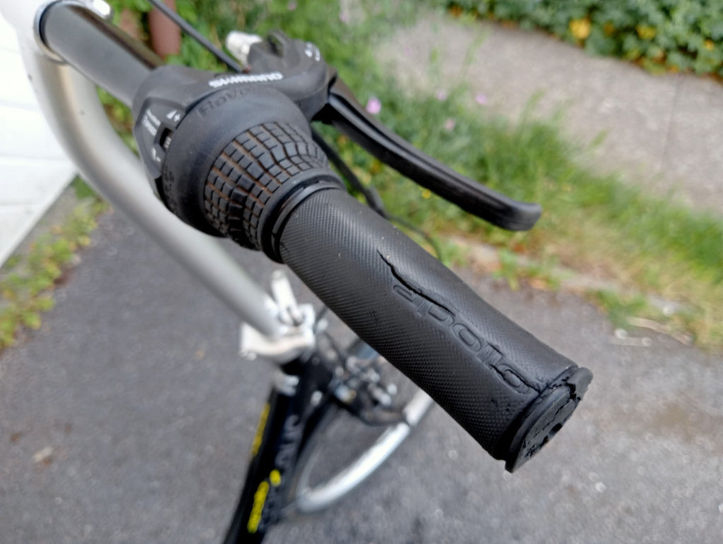 Apollo Contour Folding Bike Compact and Lightweight Fully Working