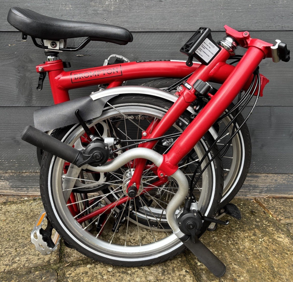 Brompton C Line 6 Speed M6L Folding bicycle in House Red - Hardly Used