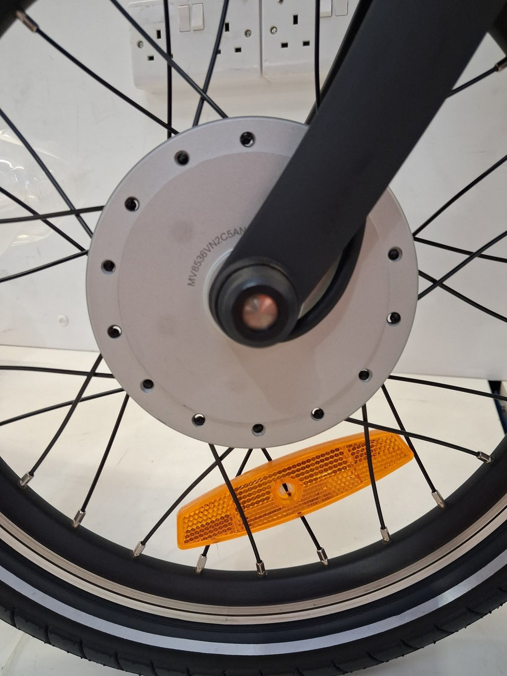 Xiaomi Smart Compact 16" Wheel 3-Speed Folding Bike - Black (No Charger)