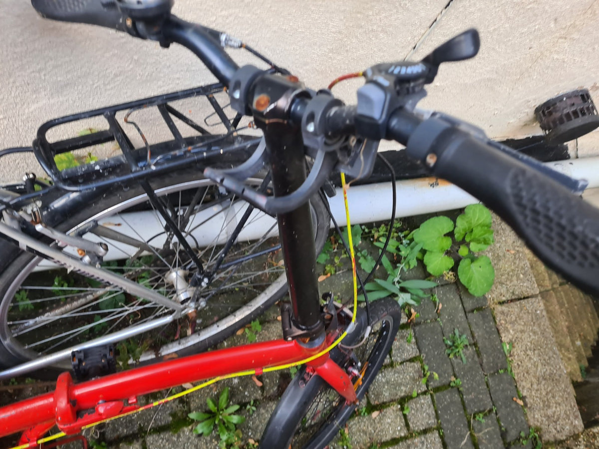 BTWIN  Folding Bike (7-Speed)