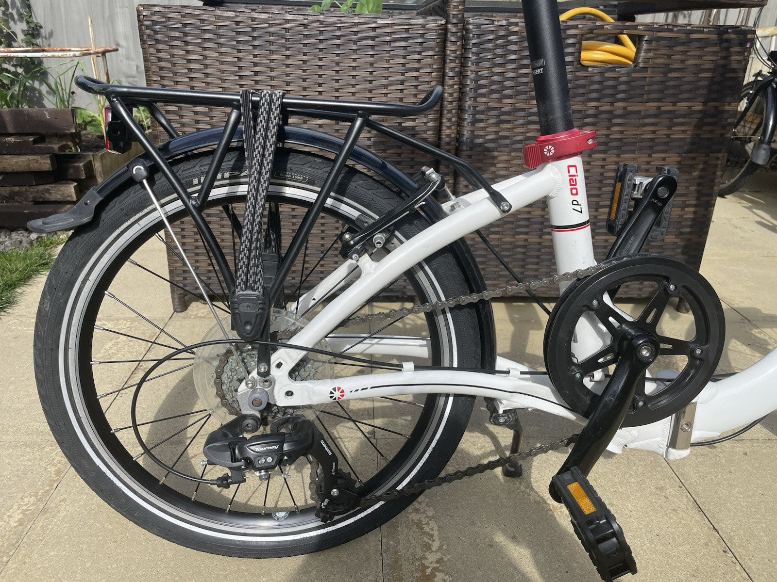 Dahon Ciao D7 White Folding Bike RRP £600