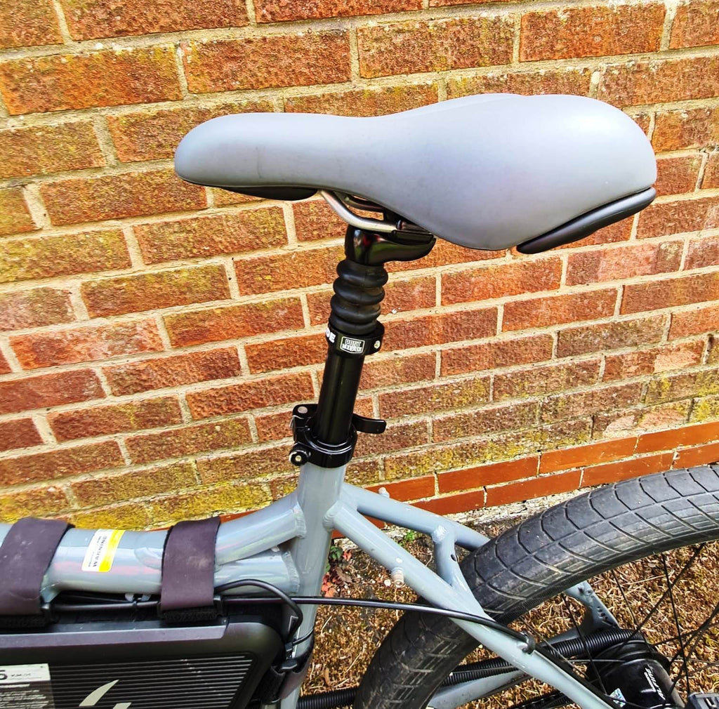 Full Size Dahon Cadenza Folding Bike 8 Speed Alfine Hub 26" Wheels £ Disc Brakes