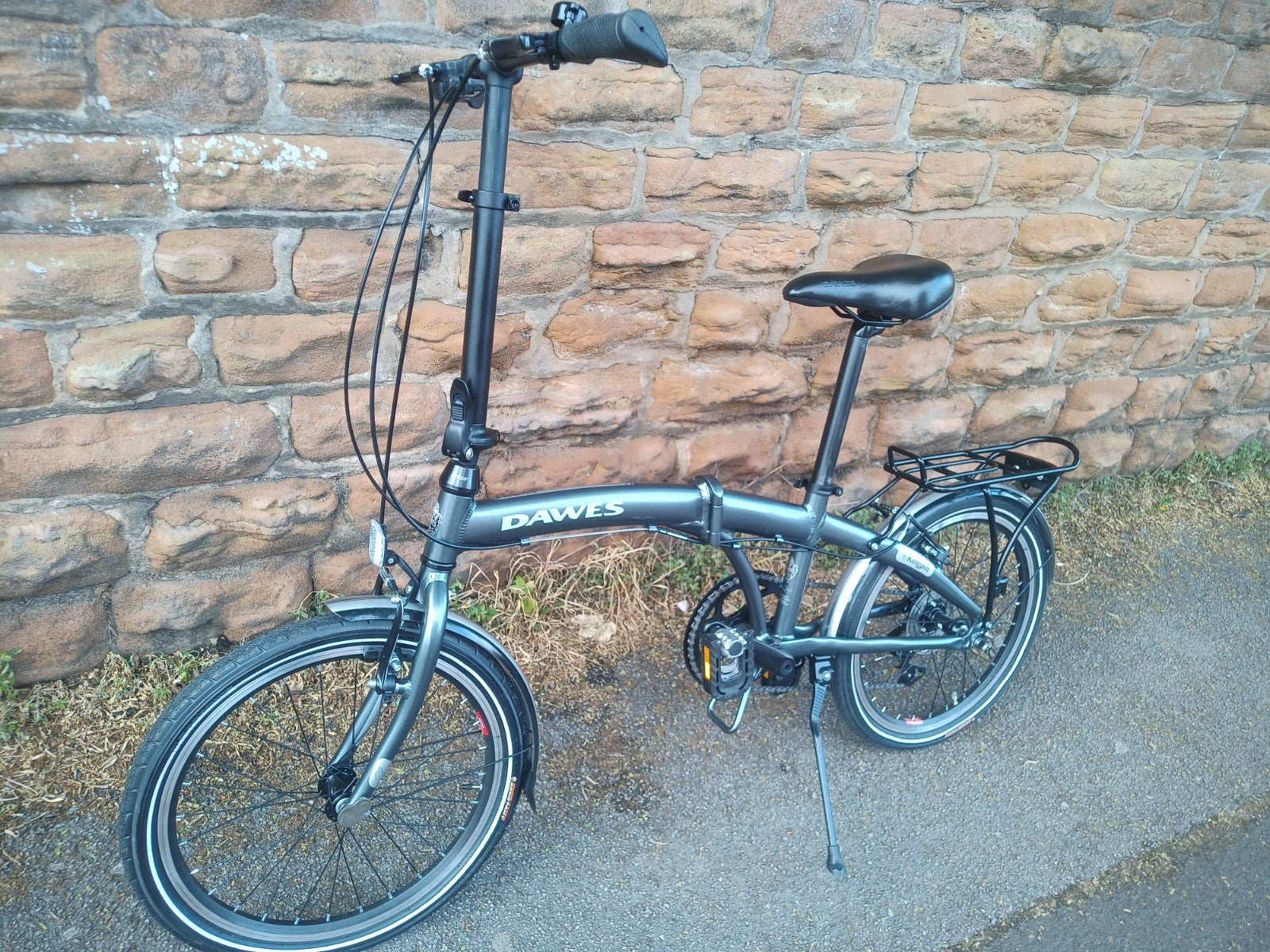 New Dawes Kingpin Folding Bike 20-inch Wheels - RRP £579.99