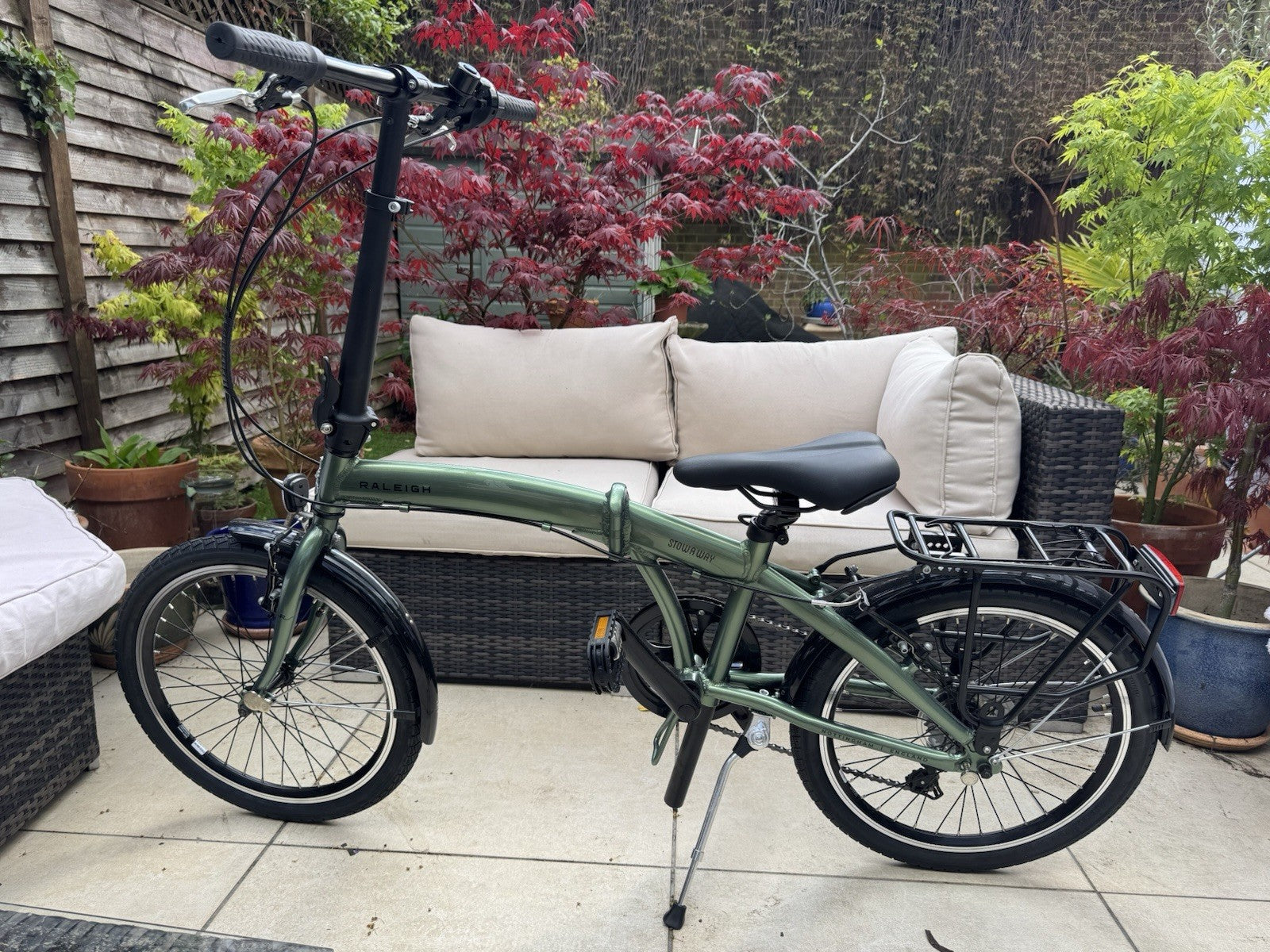 Raleigh 2025 Stowaway Bike Brand New Never Been Used Excellent Condition No Box