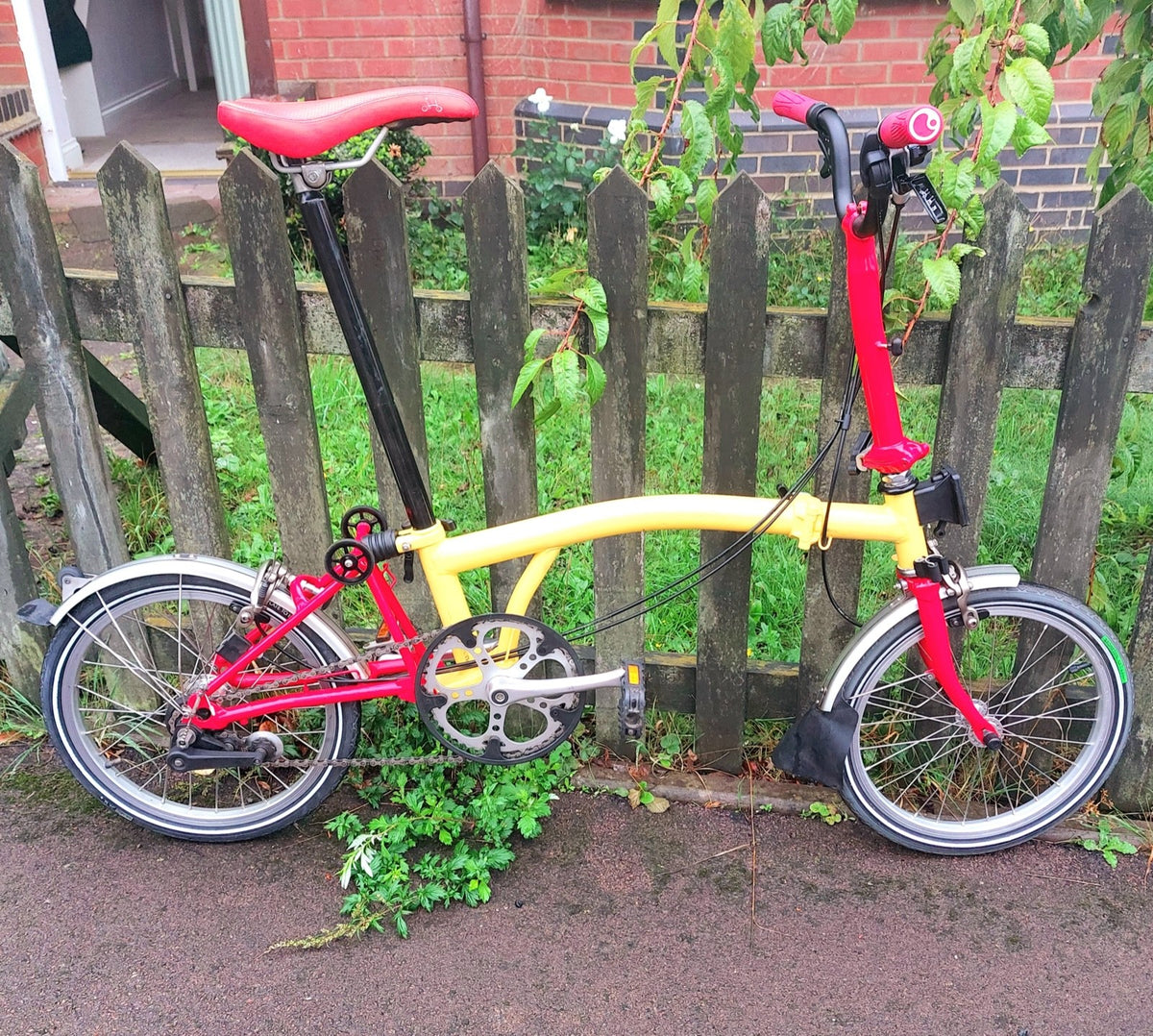 Brompton 3-Speed Red & Yellow Folding Bike + Front Travel Bag ('T-Bag')