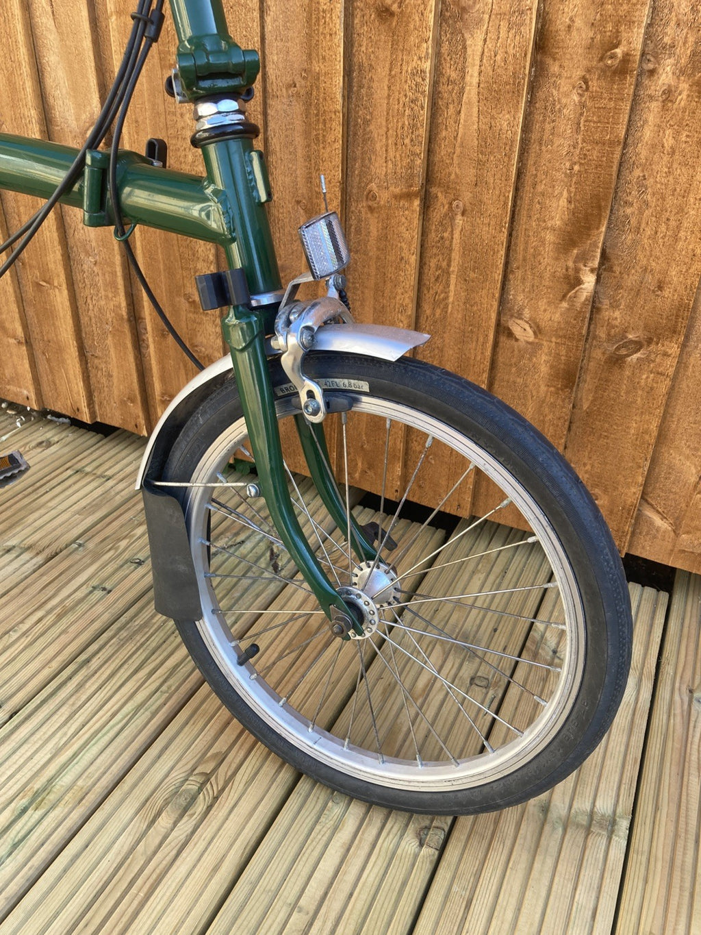 Brompton Racing Green Folding Bike 3 Speed + Outeredge Bag