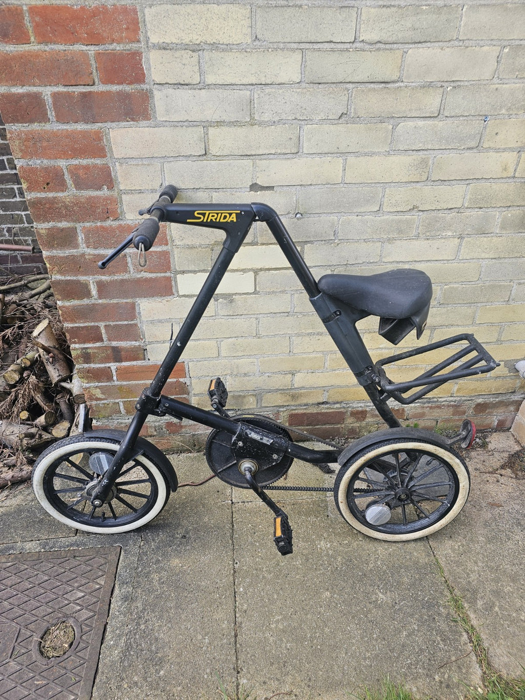 Vintage Strida Folding Bike Collectable Unusual Design w Rubber Drive Belt