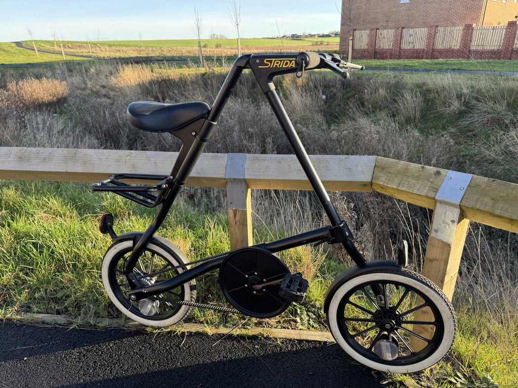 Vintage Strida Folding Bike Collectable Unusual Design w Rubber Drive Belt