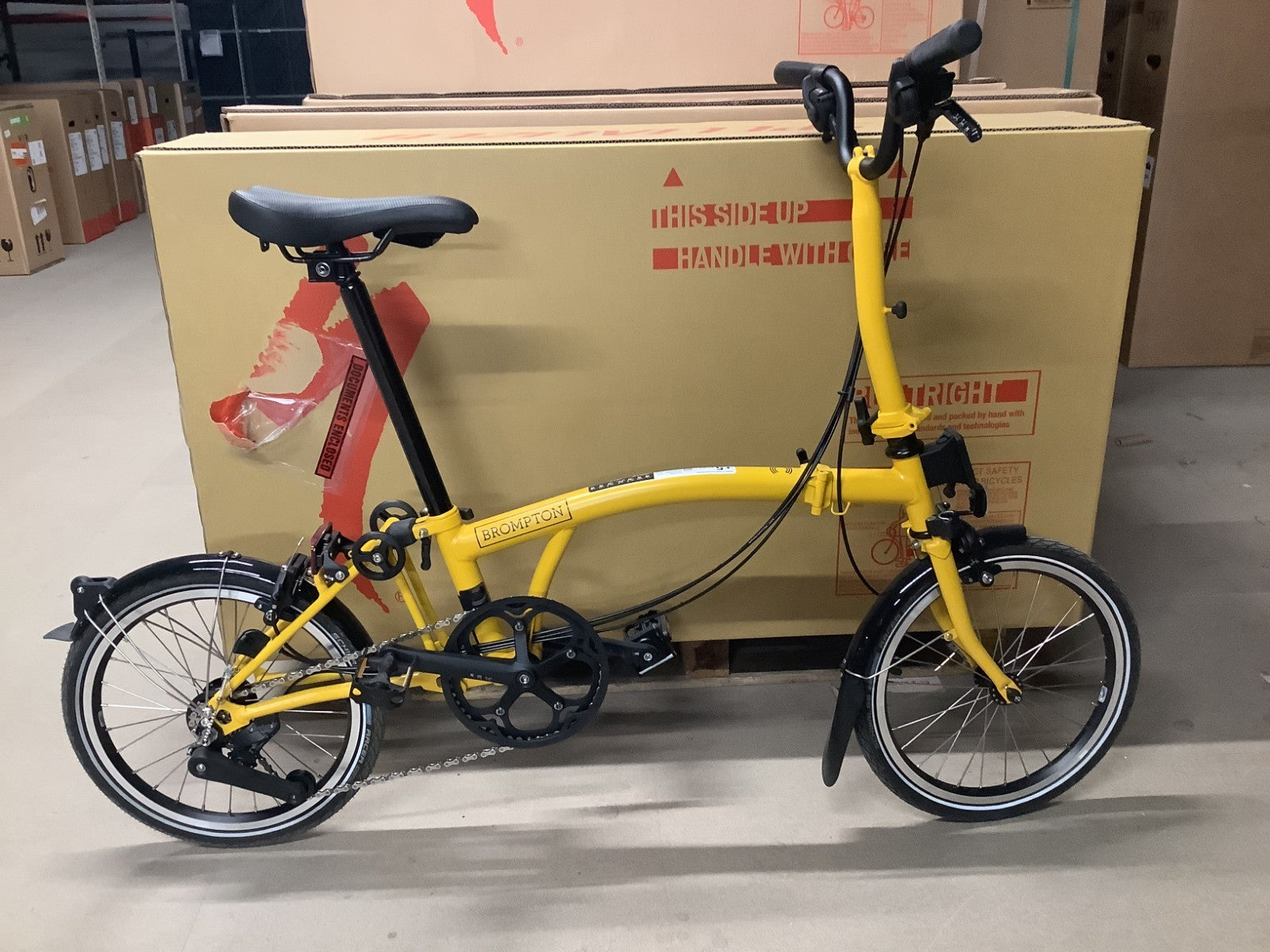 Brompton C Line 12 Speed Mid Bar Folding Bike 2025 12 Speed Bumblebee Yellow