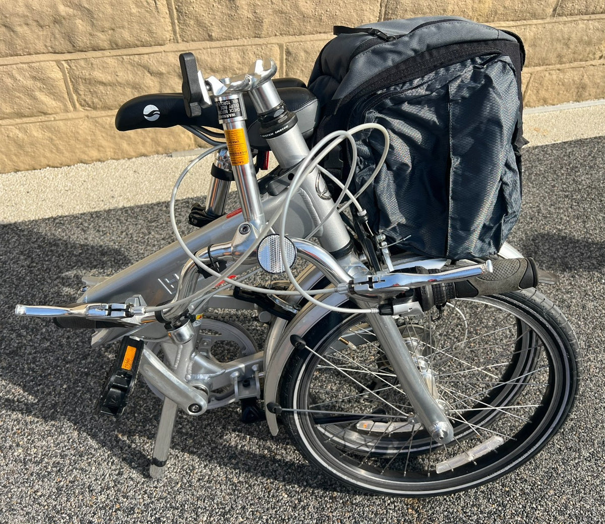 2 x Giant Halfway Folding Bike 20'' Wheels 7-Speed silver frame