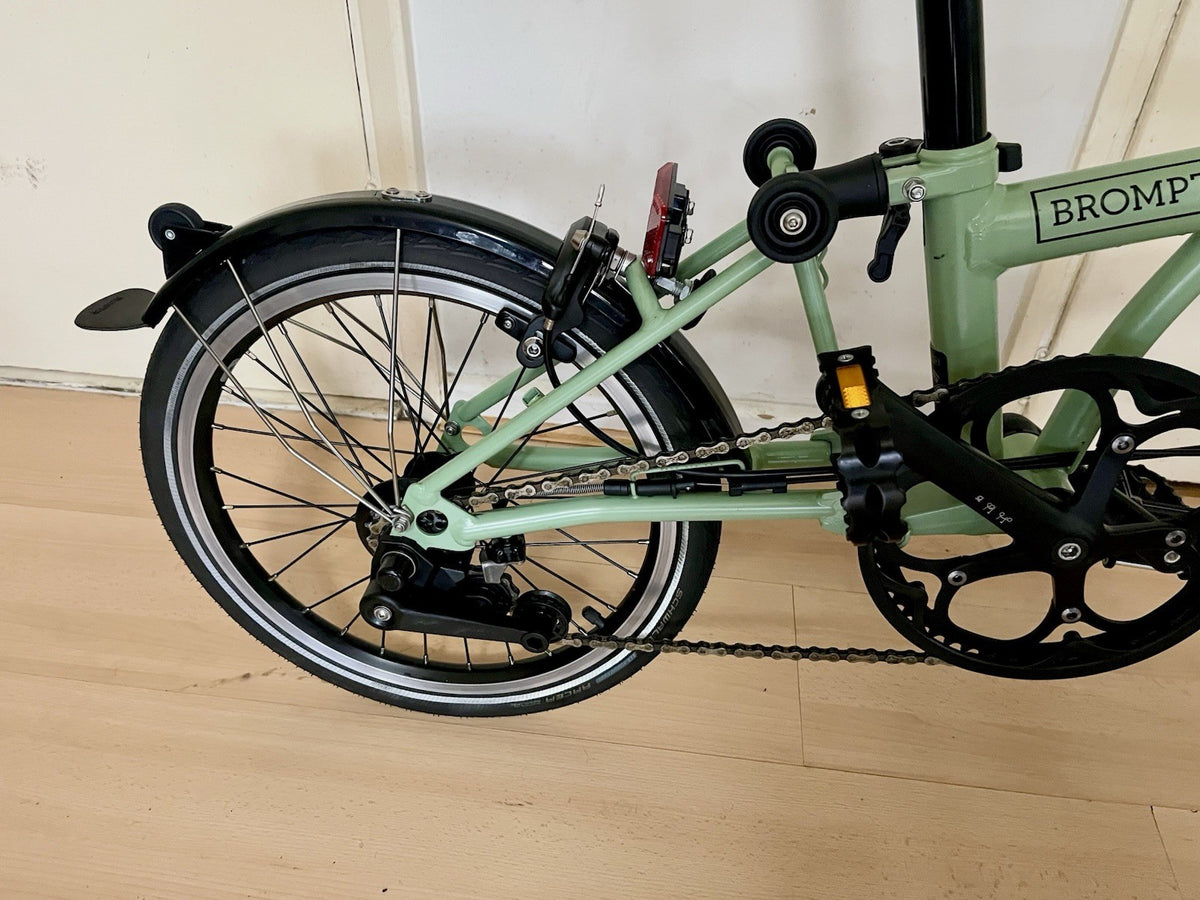 Brompton C Line Urban Folding Bike Matcha Green Excellent Condition