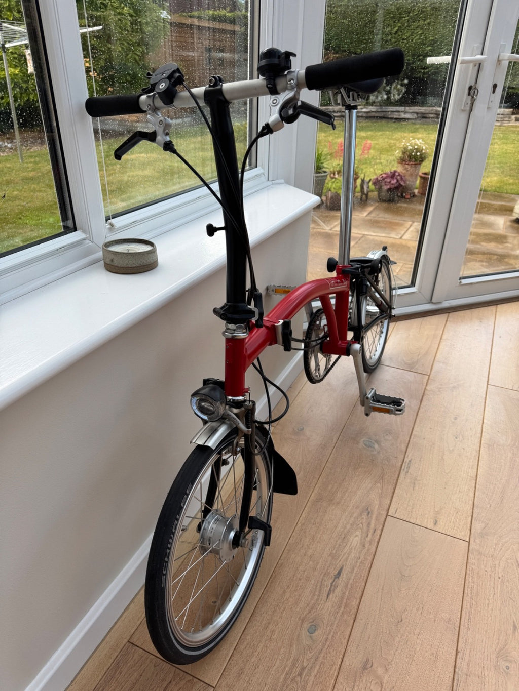 Brompton 3-speed folding bicycle, red, immaculate condition, hardly used