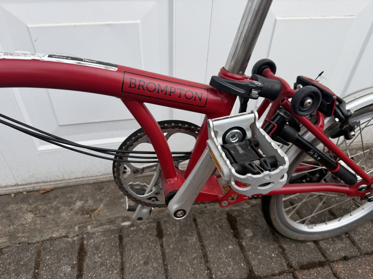 Brompton C Line M6L (6 Speed) folding bicycle - RED 2021 Good Condition