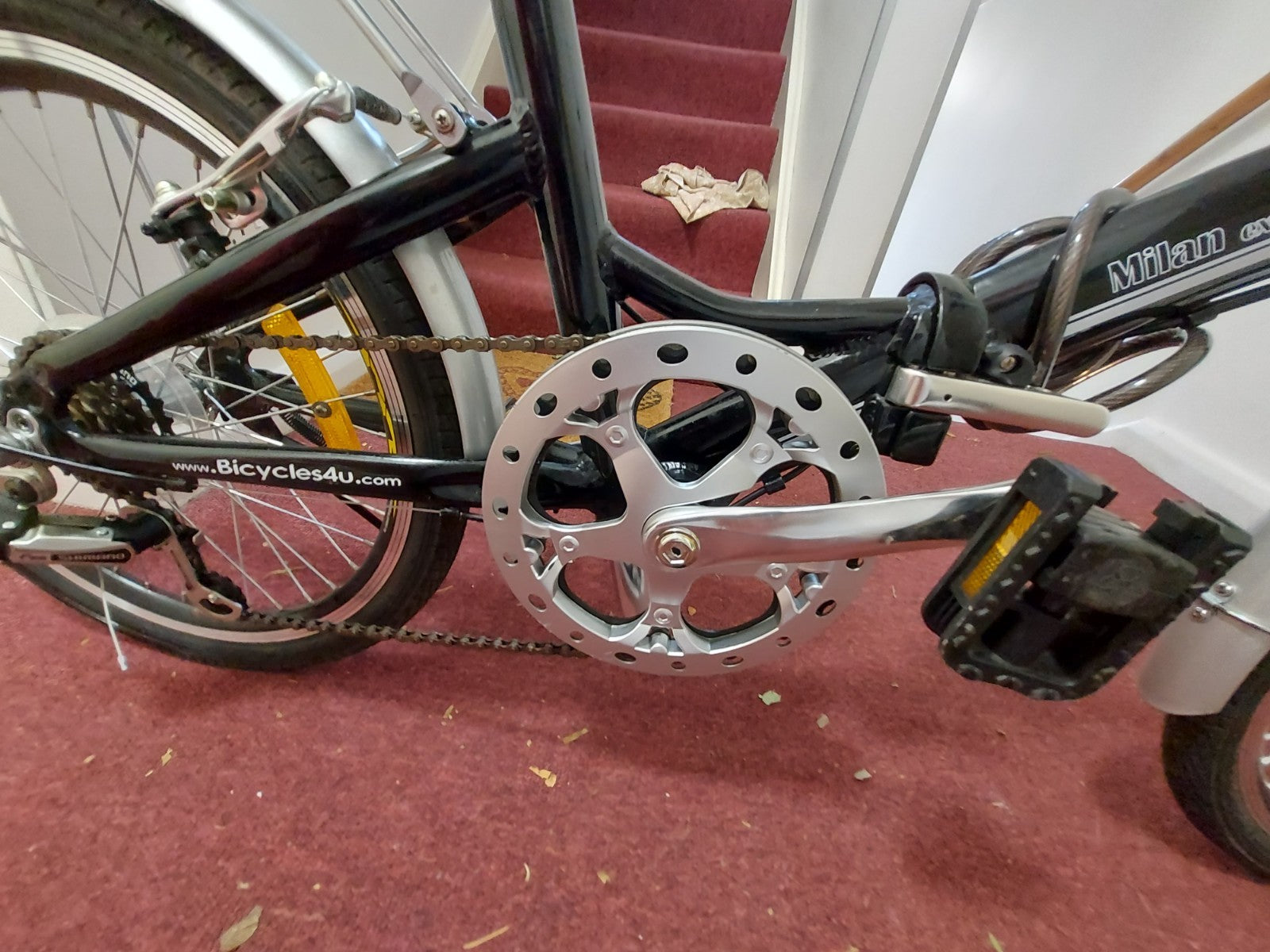 Milan Explorer Folding Bicycle. Black 20 Wheels Excellent Condition