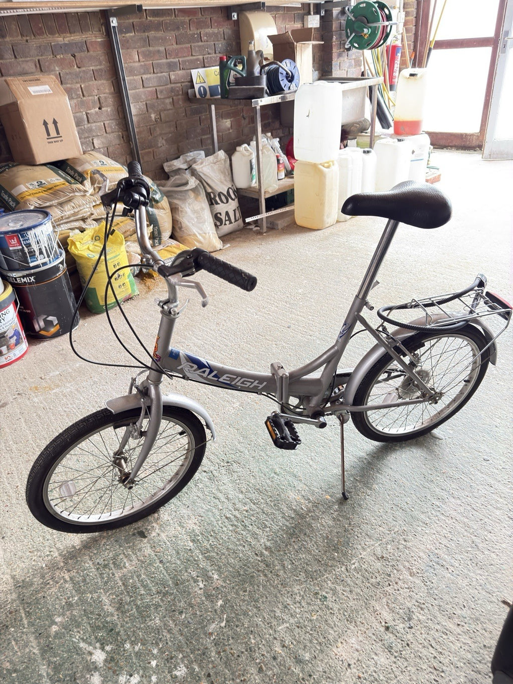 Raleigh Folding Bike with Parcel Shelf