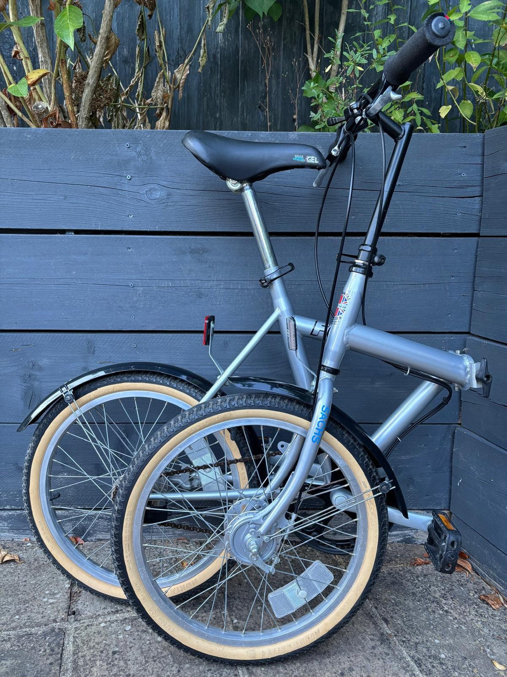 Cressewell Fold-It 20” wheel Folding Bike 7 speed Hub Gears in New Condition