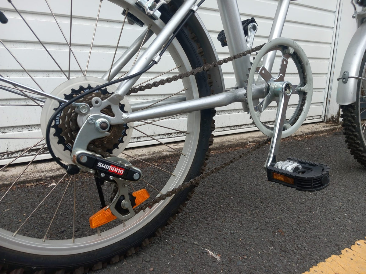 Folding Bike (Bike-In-a-Bag) Very Good Condition