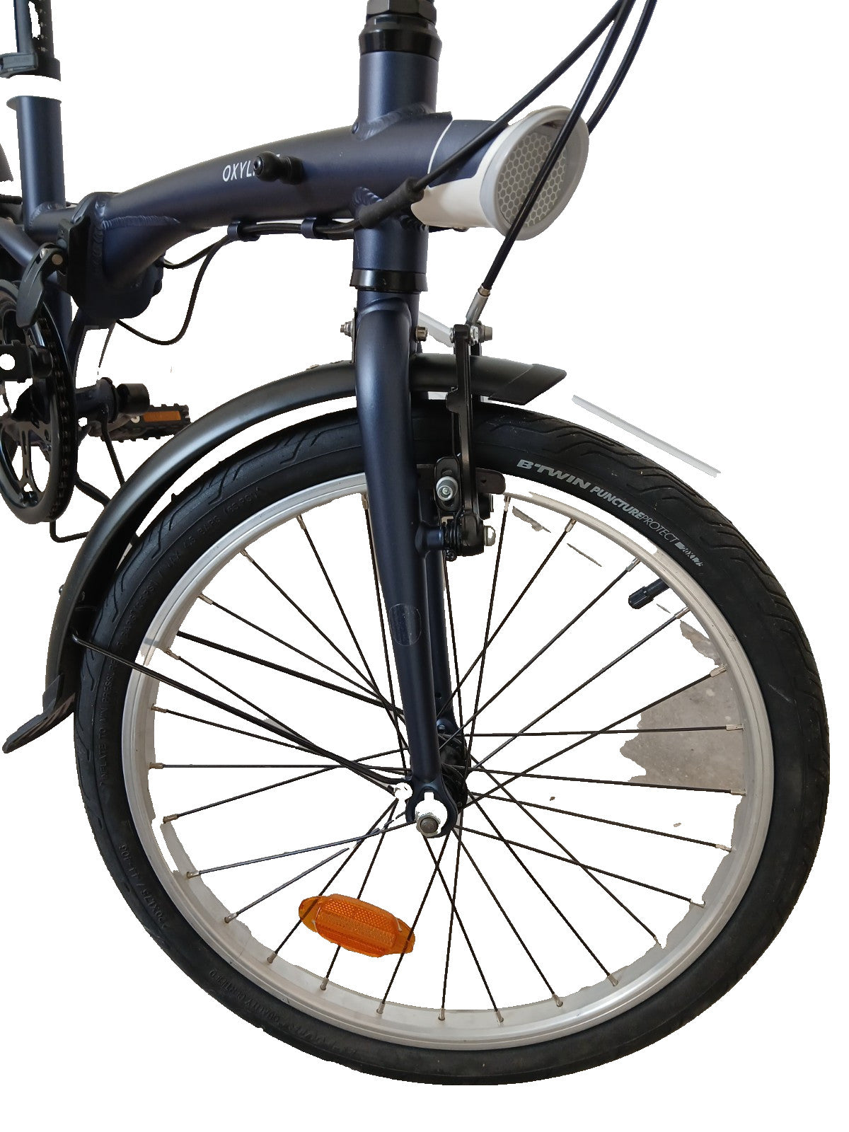 BTWIN Folding Bike 20-inch Blue (storm purple) hardly used, less than 10 miles