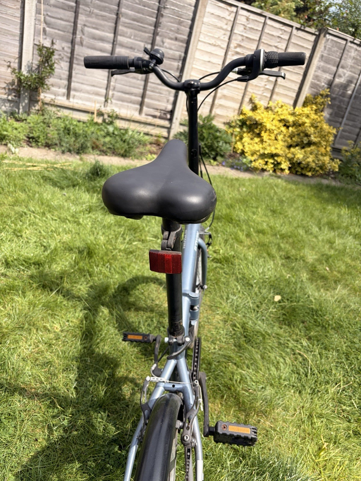 B'Twin Folding Bike Dark Blue Decathlon 20" Wheels Used