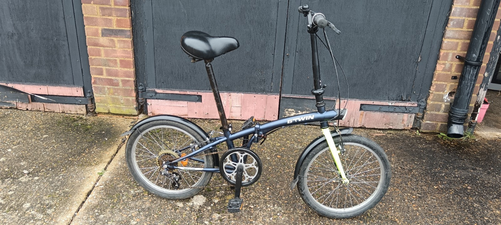 Btwin Hoptown 320 Folding Bike Good Condition