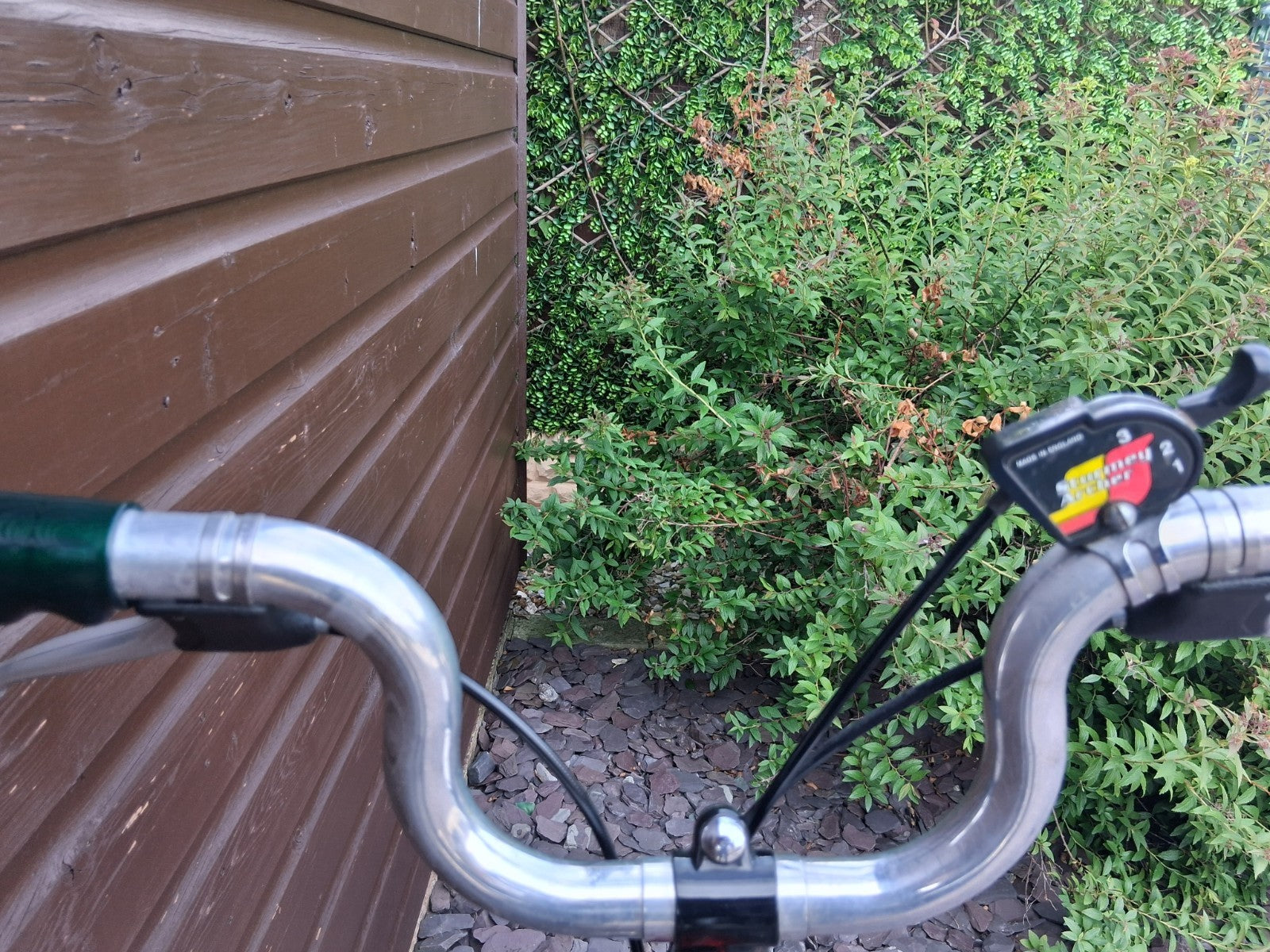 Brompton M3L Folding Bike 3 speed, Red, Good condition