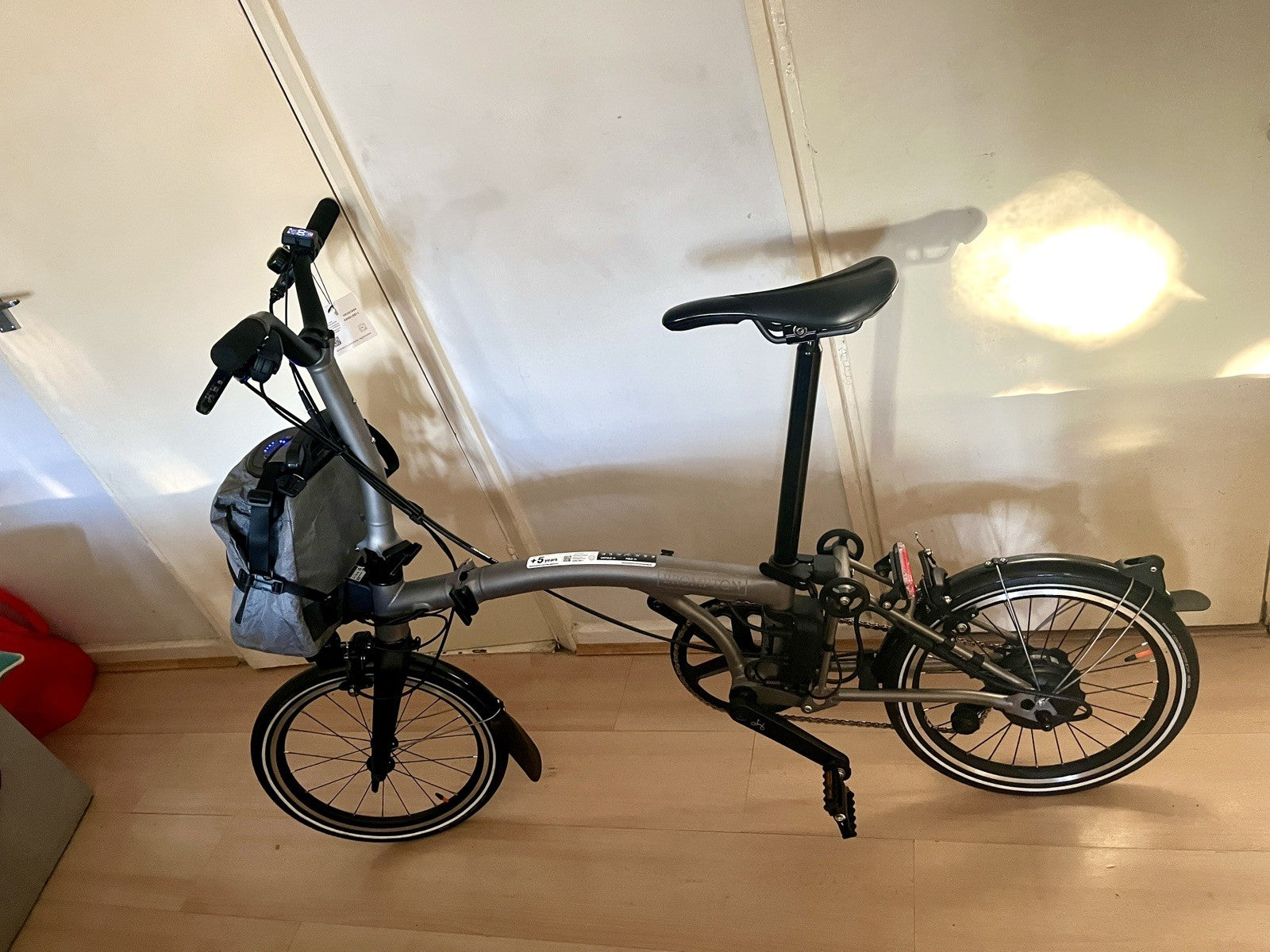 Brompton T Line 2026 4 Speed folding bike Grey M bar, New System