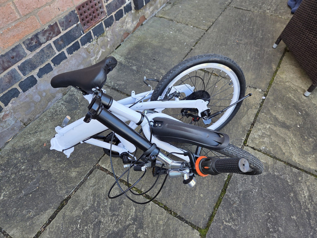 TRIOBLADE  20 Inch Adult Folding Bike 7 Speed Compact City Commuter