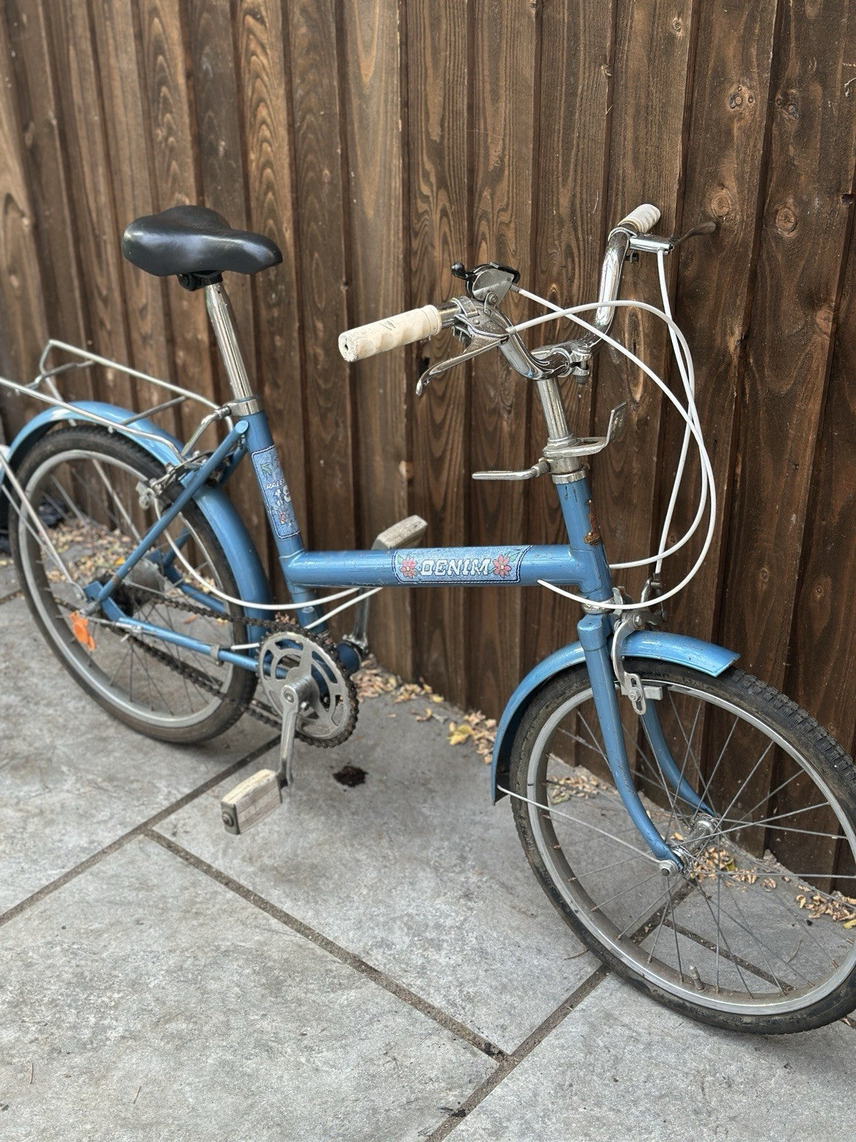 Apollo Contour Folding Bike 20inch Wheel