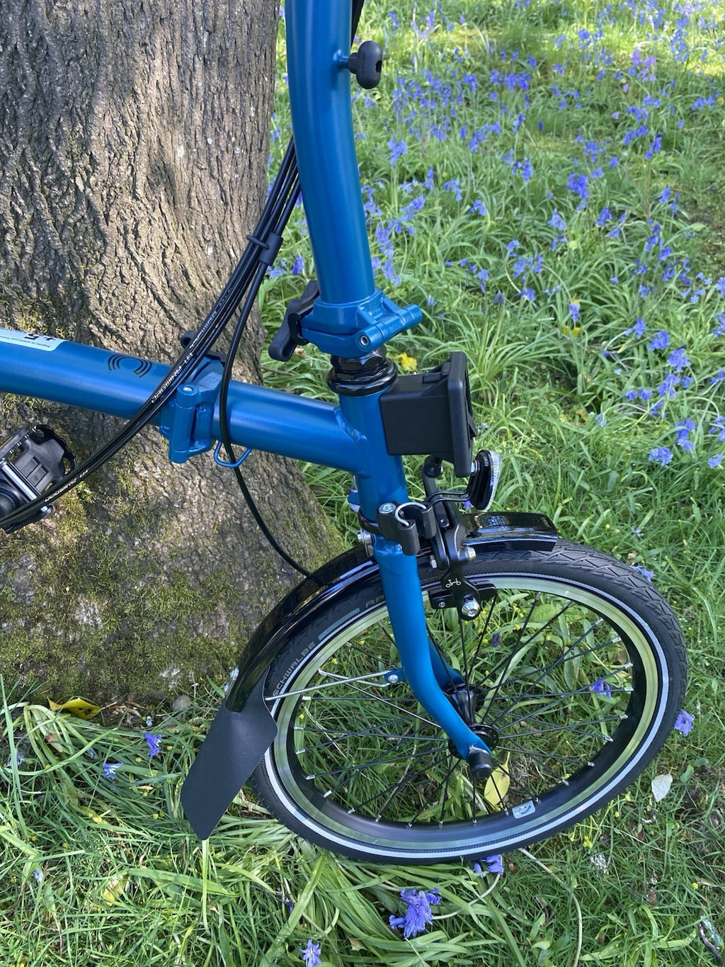 Brompton C-Line 6-Speed in Ocean Blue (Discontinued) - Mid bar - April 2026 -New