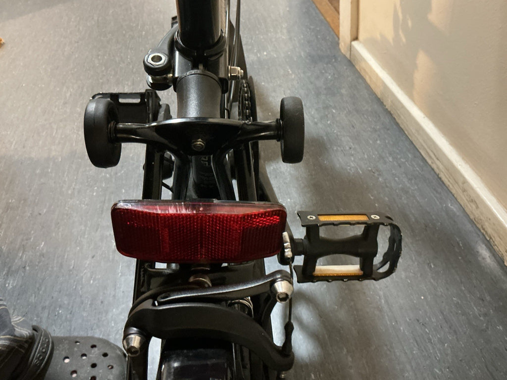 Dec 2018 Brompton C Line 6 Speed H6L Folding bicycle in Black - Leisure Used