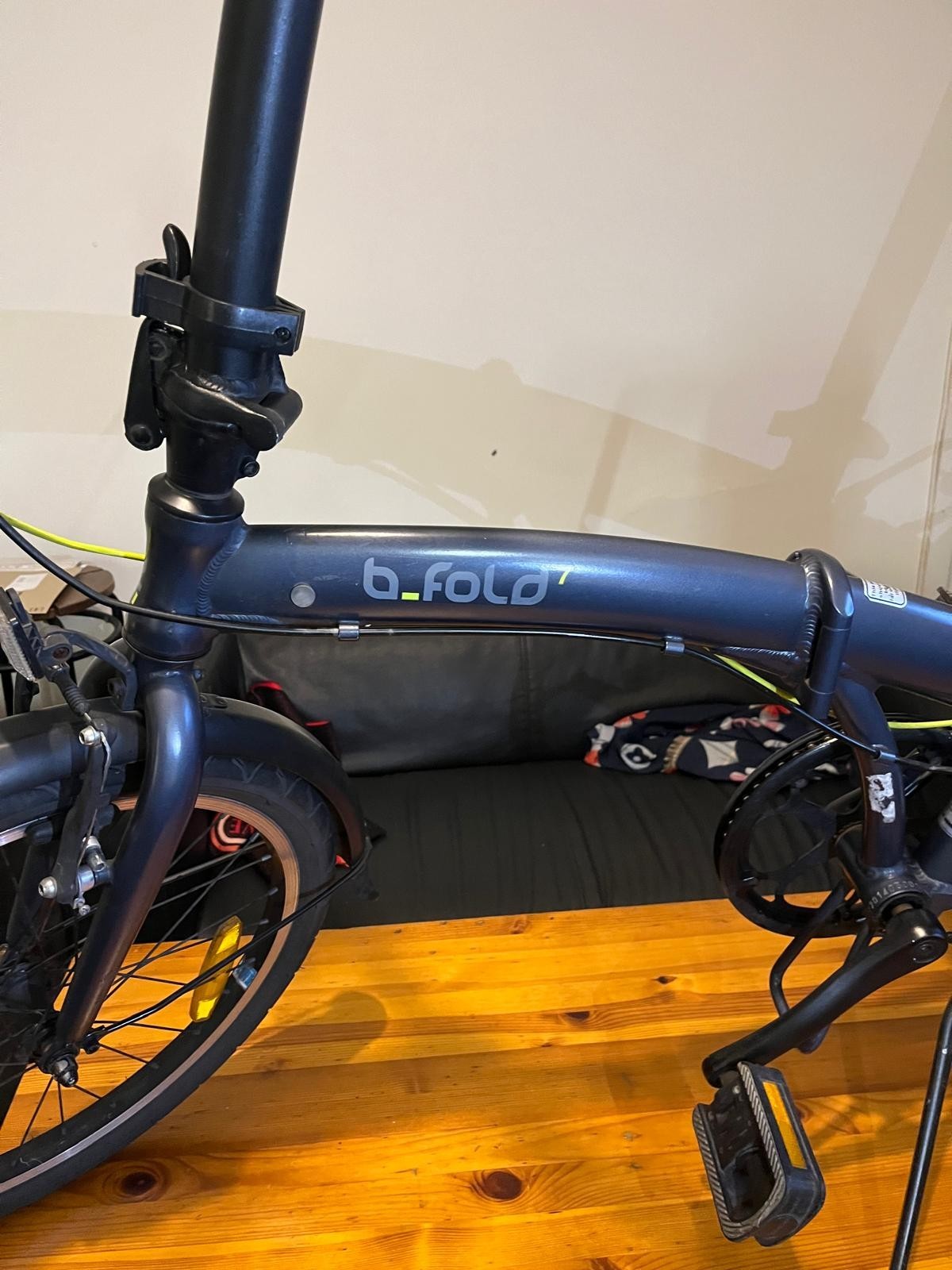 B Fold 7 Folding Bike 20" 7 -Speed