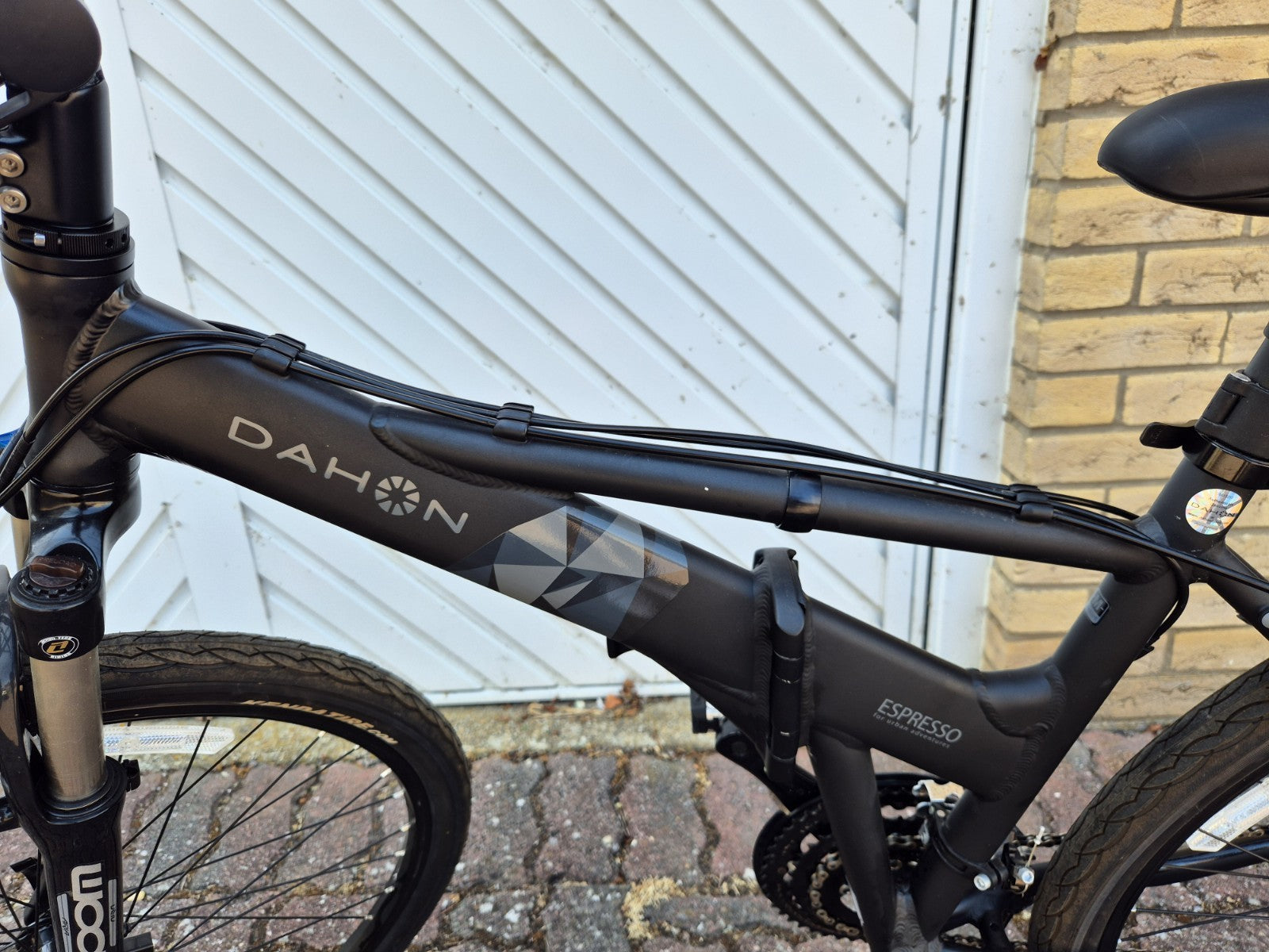 Dahon Espresso M Size Folding Hybrid Bike 18" Frame Excellent Condition