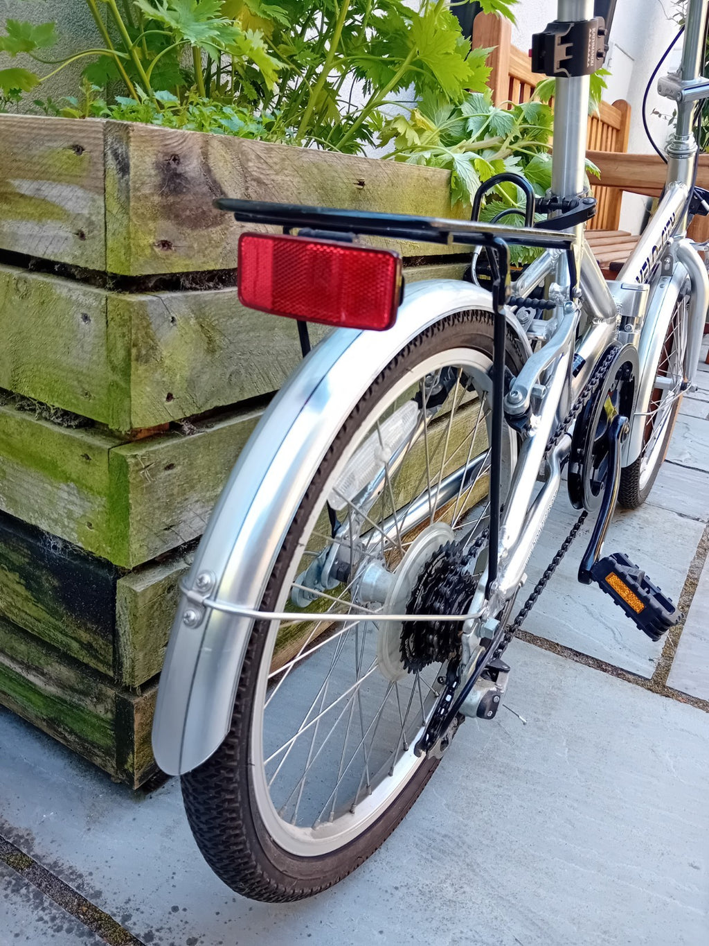 Velocity Fold-up Bike with Shimano Revo-shift 6 Speed Gears