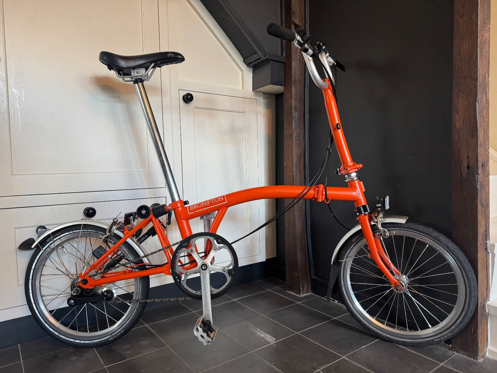 Brompton M3L (2015) 3-speed folding bike in orange - very good condition