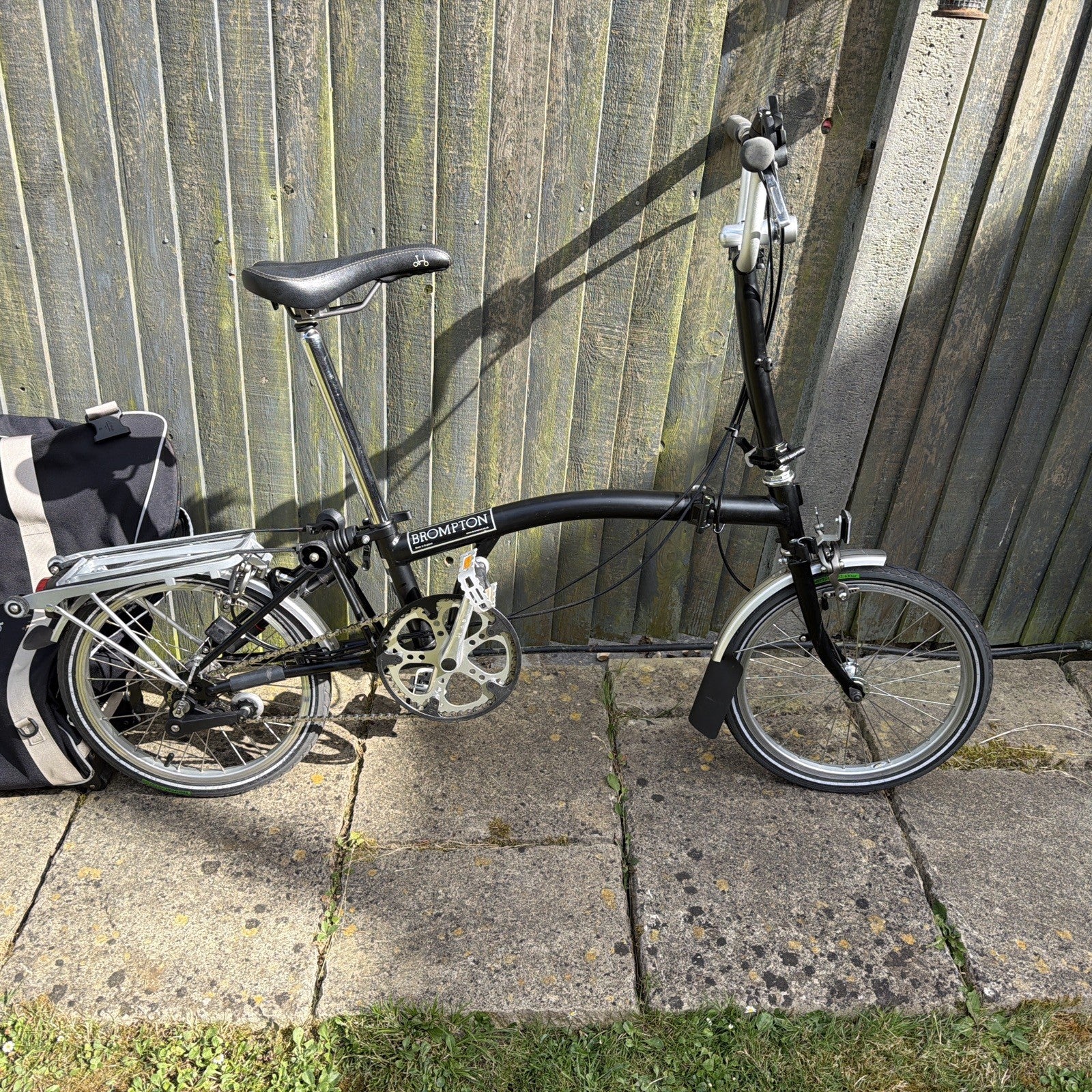Brompton C-Line M3R Folding Bike with Brompton B Bag Travel Carry Roller Luggage