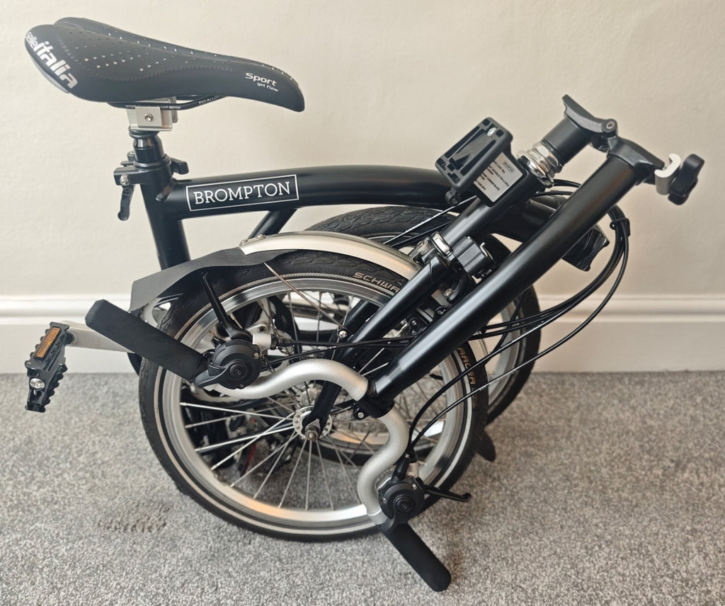 Brompton C Line 6 Speed H6L Folding bicycle in Black/Silver - 2020 - Upgraded