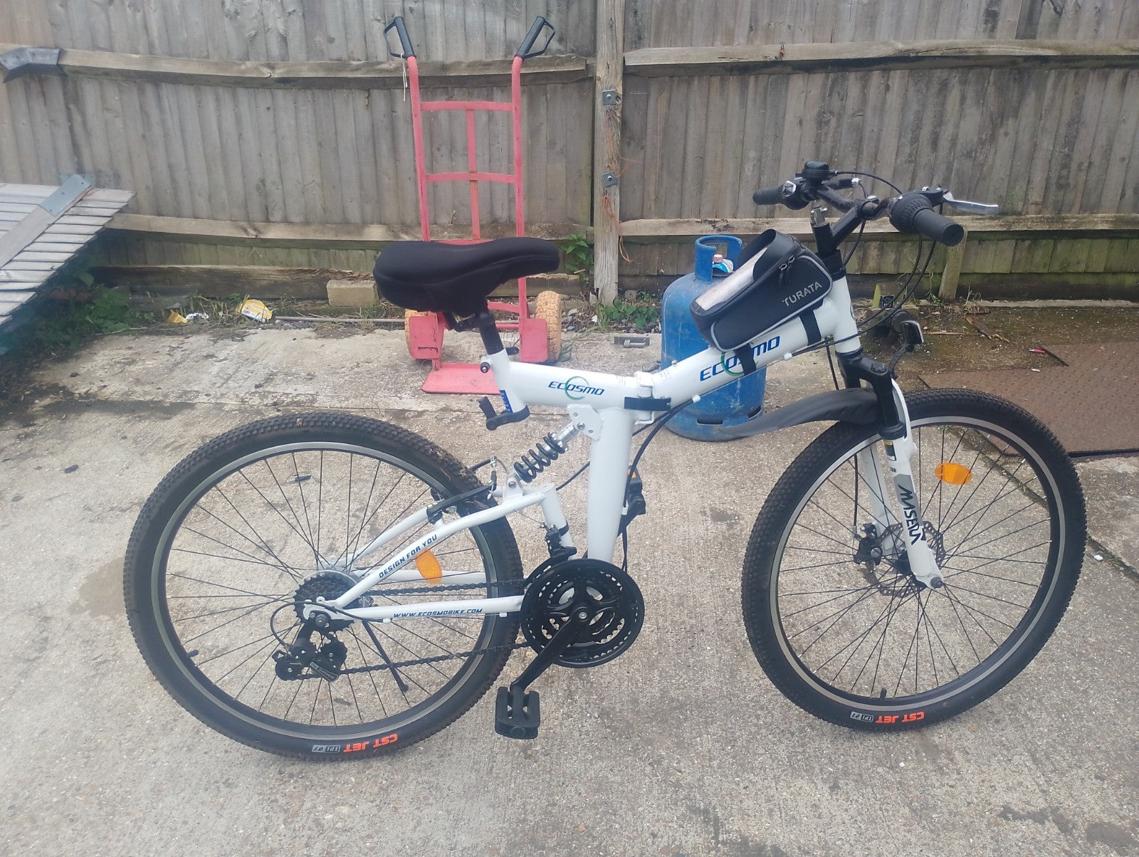 Folder Bike. ECOSMO.. VERY GOOD CONDITION