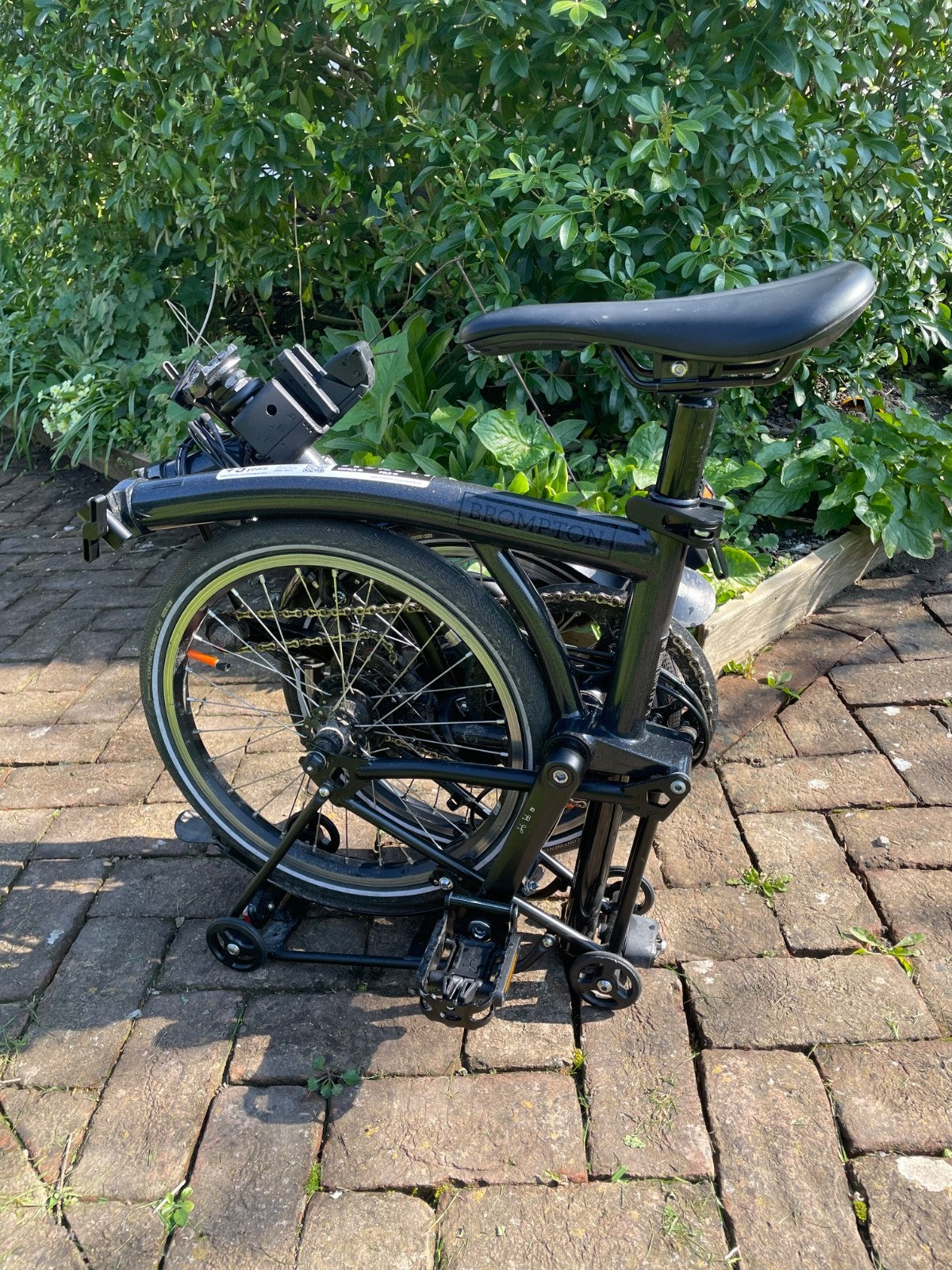 BROMPTON P LINE 4 SPEED E FOLDING BIKE