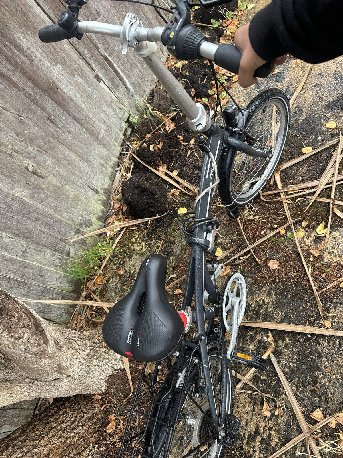 Orus folding bike used with extras pic up only very good condition, ready to use