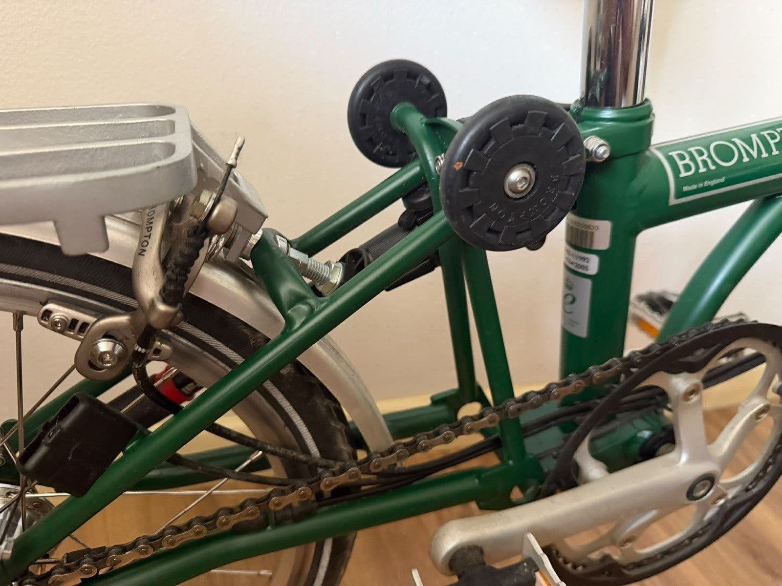 Brompton C Line P6R (6 Speed) folding bicycle - GREEN (EXCELLENT CONDITION)