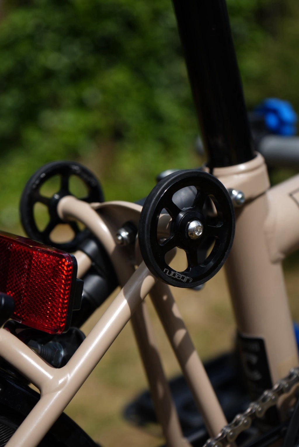 2024 Brompton Cline H6L (6-speed) Dune Sand colour