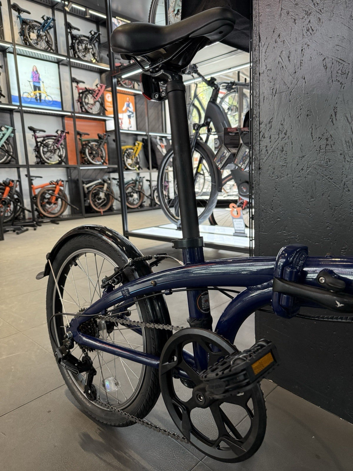Tern 20in Folding Bike Blue 7-Speed Derailleur V-Brakes Mudguards Kickstand