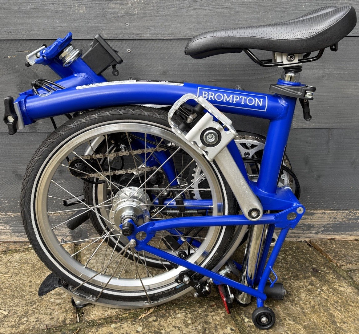 Brompton C Line 6 Speed Urban Folding bicycle in Piccadilly Blue - NEW UNUSED